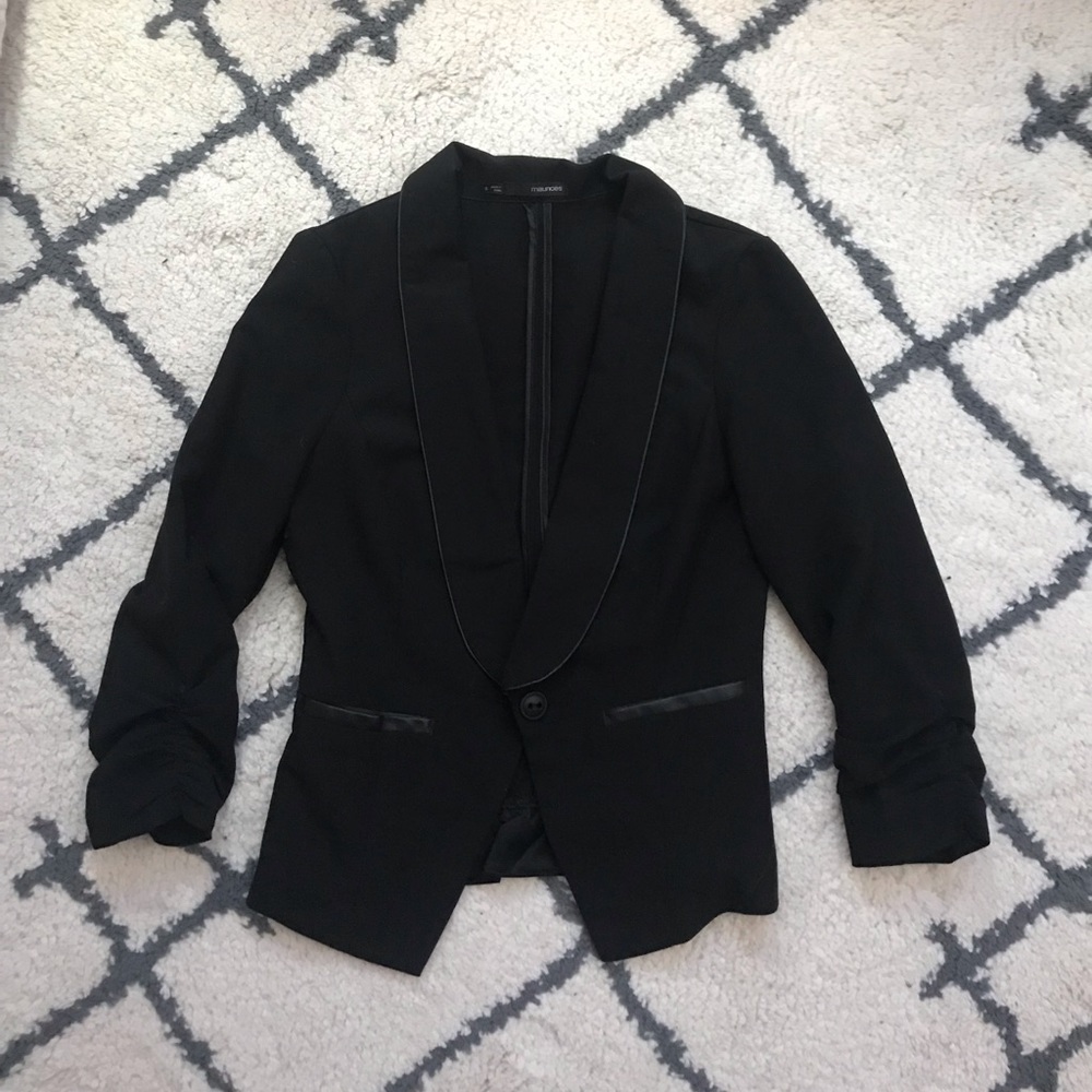 Black Blazer